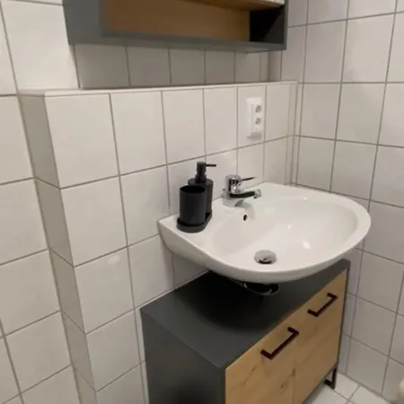 Moderne Bei Weimar Bis 4 Personen Mit Parkplatz Apartment