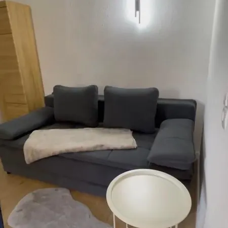 Moderne Bei Weimar Bis 4 Personen Mit Parkplatz Apartment Ulla